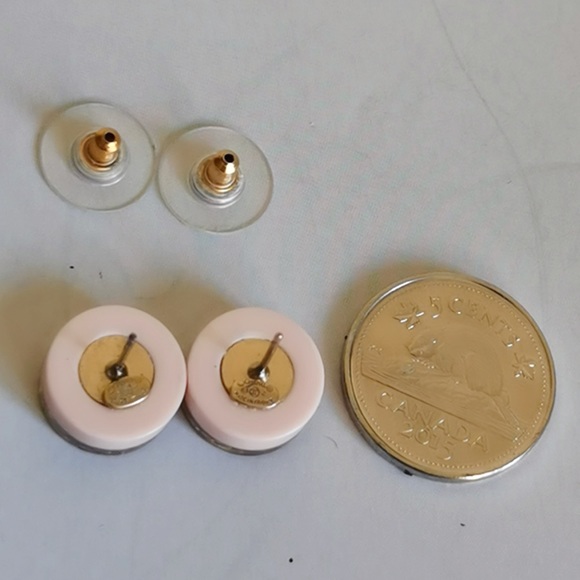 Chanel CC Pink and gold earring - Picture 2 of 2
